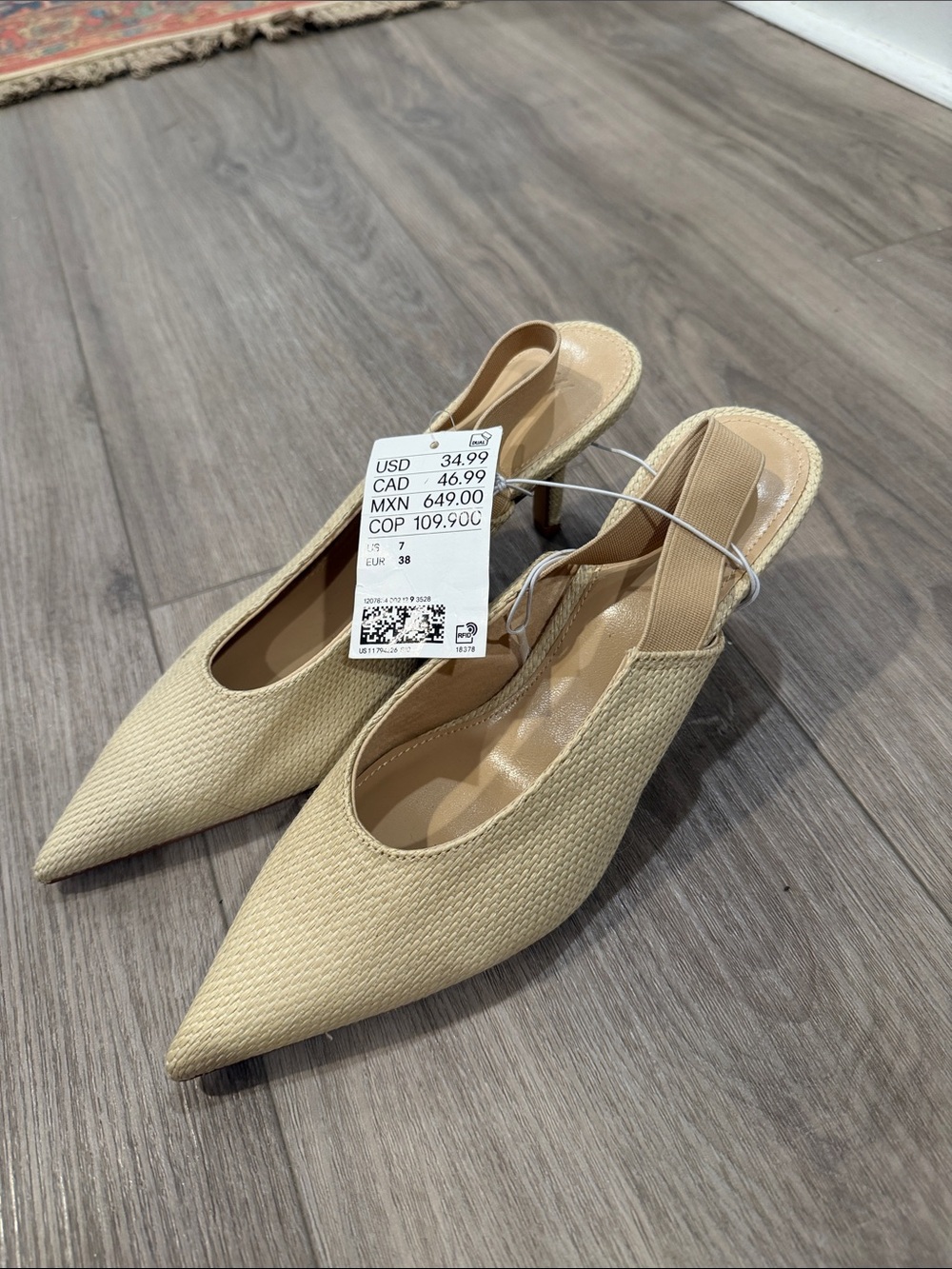 H&M Beige Pointed Slingback Heels